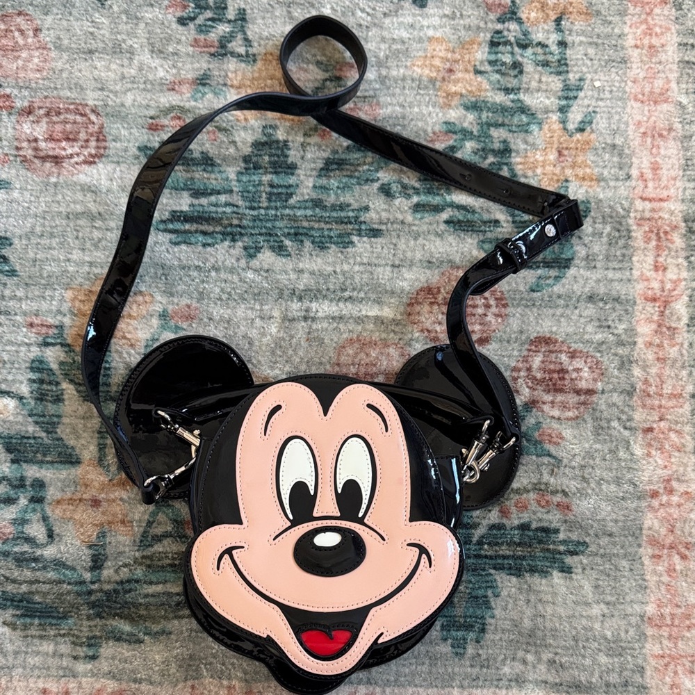 Moussy Mickey Mouse purse
